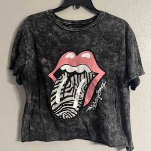 Women’s size extra large cropped the Rolling Stones T-shirt